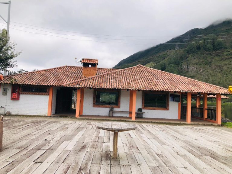 Restaurante Complejo turístico Laguna de Busa